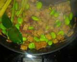 Foto langkah ke 3 dari resep Tumis tempe teri petai.