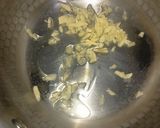 Foto langkah ke 1 dari resep Sop Bakso Tauge.