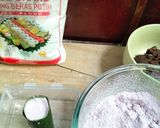 Foto langkah ke 4 dari resep Kue Putu Bambu Ubi Ungu.