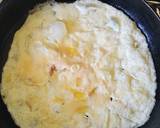 Spinach Sausage Stuffed Omelette recipe step 5 photo