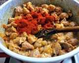 Sertéspörkölt (ahogy én szeretem) recept fázis 3 fotója