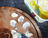 A picture of step 2 of Sweet Chilli Butter Board.