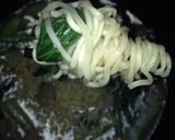 Foto langkah ke 4 dari resep Mie rebus super simple magic com.