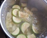 Foto del paso 1 de la receta: Crema de alfalfa con verduras 🌱🥔