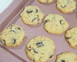 A picture of step 5 of Cornflakes and Nestum Cookies.