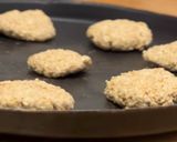 Foto del paso 1 de la receta: Galletitas de avena y miel