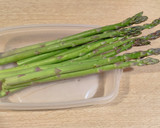 Foto del paso 1 de la receta: Espárragos asados 😋
