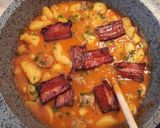Pas rețetă Tocănița de cartofi cu carne de porc și Kaizer afumat 3 fotografie