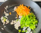 A picture of step 3 of Vegetable Maggi 🍜🍜.