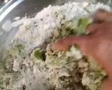 A picture of step 3 of Onion-Palak Paratha.
