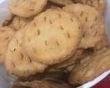 Farsi Puri (Savoury biscuits) recipe step 4 photo