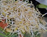 Foto langkah ke 2 dari resep Tumis kangkung saos tiram ala resto🍀.