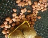 A picture of step 5 of Peanut Ladoo.