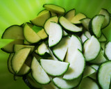 Foto del passaggio 1 della ricetta Frittatine alle zucchine finger food