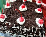 Foto langkah ke 6 dari resep Black Forest ala ummu ibrohim.