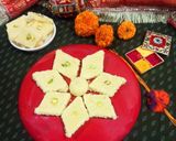 बेसन नारीयल बर्फी (besan nariyal barfi recipe in marathi) रेसिपी स्टेप 6 फोटो 
