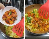 รูปขั้นตอนการทำที่ 9 ของ กิมจิสับปะรดผัดเปรี้ยวหวาน