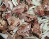 Foto del paso 3 de la receta: Costillas en salsa verde