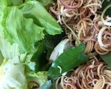 Hình bước làm 3 của món Gà kho lá quế