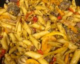 A picture of step 11 of Mac and bell peppers stir fry.