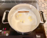 Foto del paso 5 de la receta: Pastel con crema, manzanas y nueces (Cake with cream, apples and nuts)