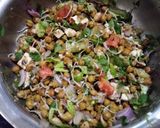 A picture of step 4 of Protein enriched boat salad.