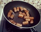 Foto langkah ke 1 dari resep Sosis Asam Manis.