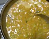 A picture of step 4 of Turai gravy marathi style.