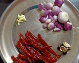 ஸ்பைசி ரா ஆனியன் சட்னி (Spicy raw onion chutney recipe in tamil) ரெசிபி ஸ்டேப் 1 புகைப்படம்