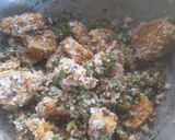 A picture of step 6 of Chow chow muthia with bell pepper.