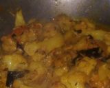 A picture of step 4 of Coconut milk cauliflower sabji.