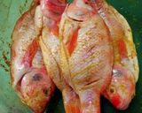 Foto langkah ke 1 dari resep Ikan Nila Bumbu Acar Kuning.
