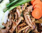 รูปขั้นตอนการทำที่ 5 ของ ซุปหน่อไม้ ขาไก่ สูตรแม่ไอ