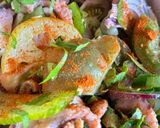 Hình bước làm 5 của món Salad Râu Bạch Tuộc, Nui Sò & Cà Chua