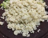 Foto del paso 2 de la receta: Filetes de Pechuga de Pollo con Salsa de Puerro y Coliflor
