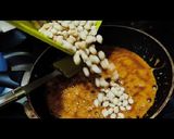 A picture of step 4 of Peanut chikki.