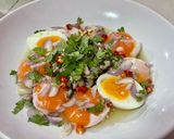 รูปขั้นตอนการทำที่ 6 ของ ยำไข่ต้มลาวา 🥚🐣