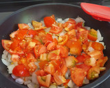 Foto del paso 1 de la receta: Espaguetis en salsa cremosa de tomate, pimientos asados y ricotta