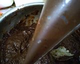 Foto langkah ke 5 dari resep Brownat (brownies donat) Kukus, eggless.