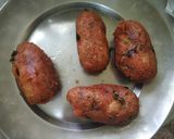 A picture of step 4 of Banana - Beetroot rolls.