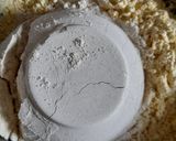 A picture of step 1 of Mix flour laddu.