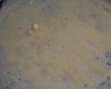 Foto langkah ke 3 dari resep Egg chicken roll.