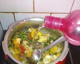 A picture of step 3 of Veggies khichdi.