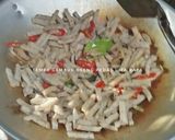 Foto langkah ke 4 dari resep Tempe Gembus Oseng Pedas.