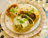 A picture of step 6 of Lumaconi with minced meat in cheese sauce.