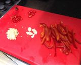 A picture of step 1 of Tagliatelle prawns.