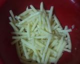 Foto del paso 5 de la receta: Bocadillo de pechuga, lechuga, tomate y papas fritas