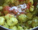 अचारी मसाला पोटैटो (Achari Masala Potato recipe in hindi) रेसिपी चरण 4 फोटो