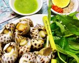 Hình bước làm 2 của món Ốc Hương Hấp Sả