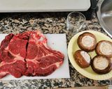 Foto del paso 1 de la receta: Txuleton de vaca 'Rubia' gallega amb Portobellos gegants